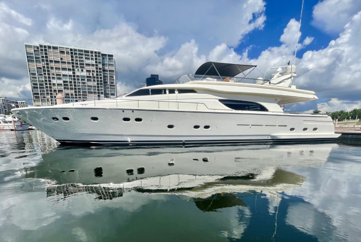 ft lauderdale yacht sales