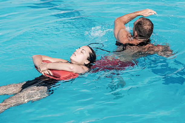 pool lifeguard jobs