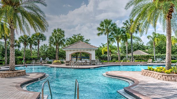 pool management companies